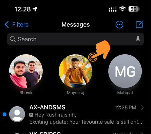 Select Conversation on iPhone Messages app